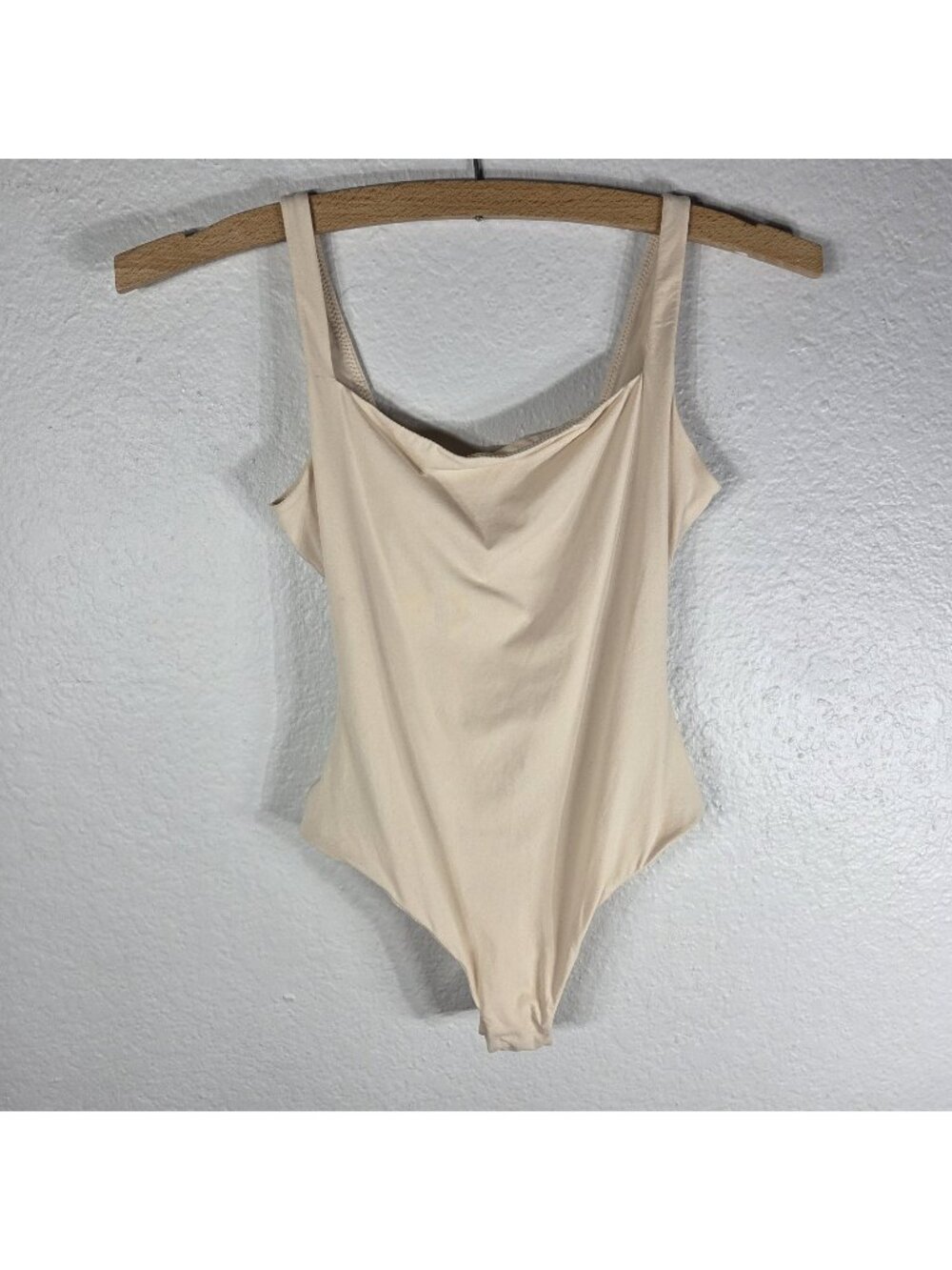 Skims Neutral Cream Bodysuit One Piece XS Square Neck Scoop Back